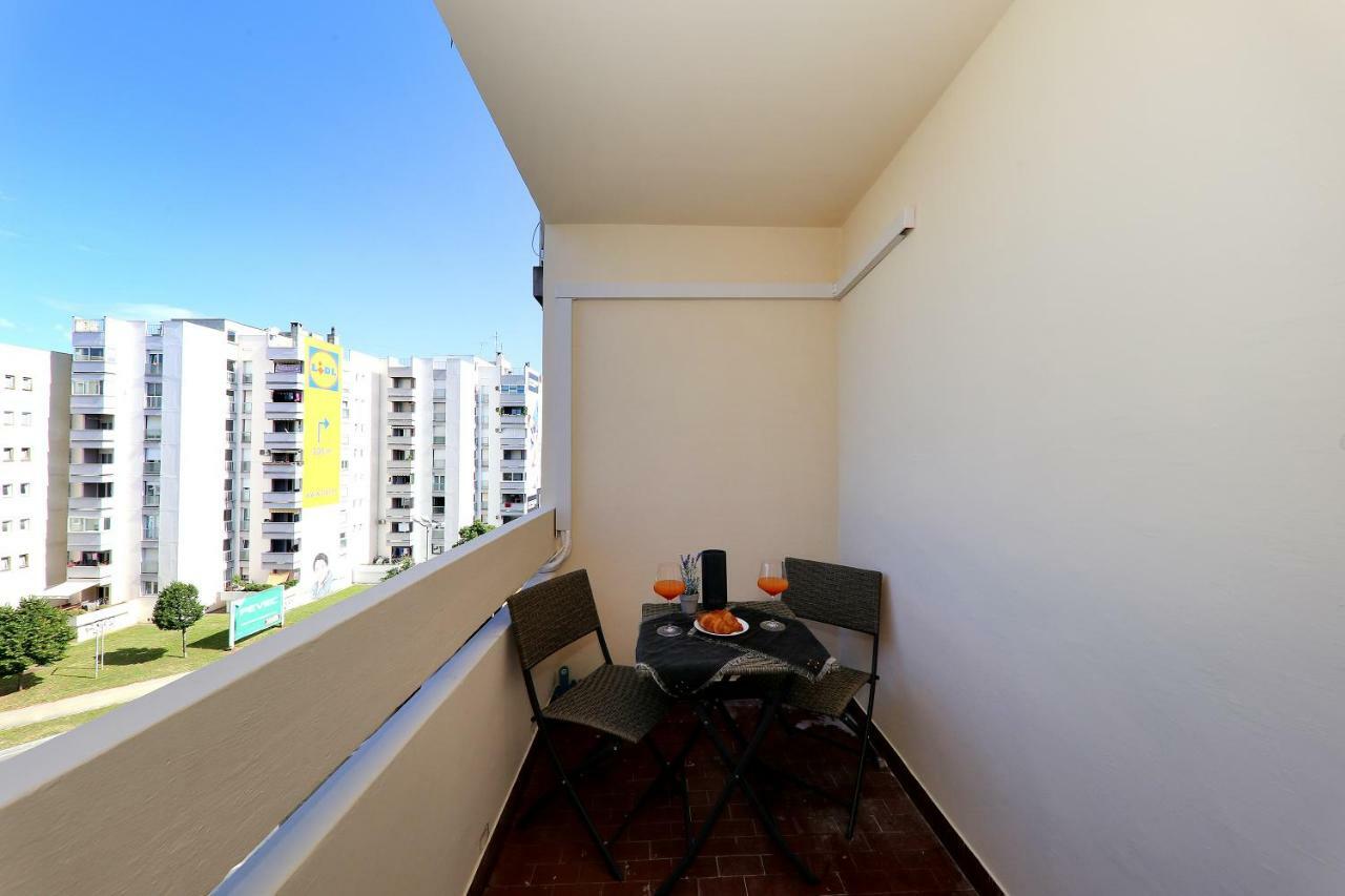 Appartamento Grande Riposo Zara Esterno foto